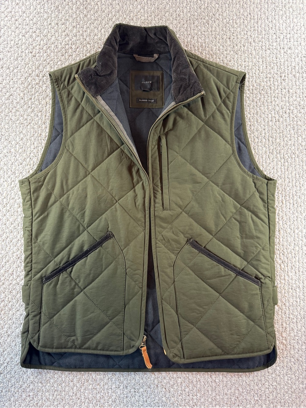 J.Crew NWOT Sussex quilted vest eco-friendly PrimaLoft Corduroy Trim Green Sz S